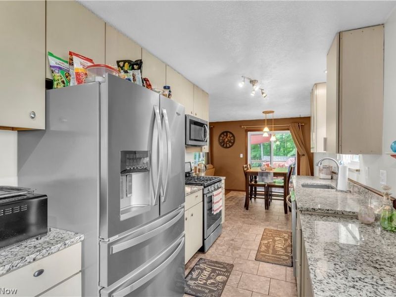 8276 Marianna Boulevard, Broadview Heights, OH 44147 Photo 15