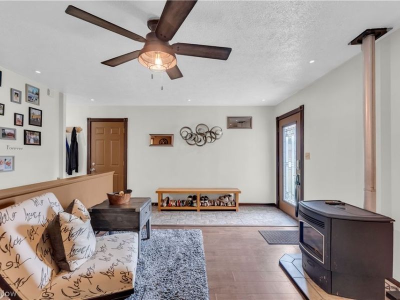 8276 Marianna Boulevard, Broadview Heights, OH 44147 Photo 5