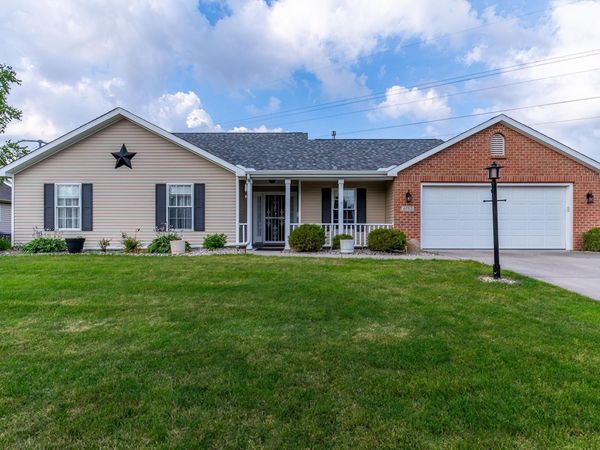 6712 Creekwood Lane, Fort Wayne, IN 46835