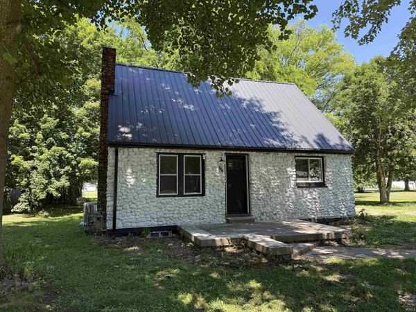 554 Grant Street, Rome City, IN 46784