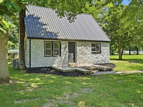 554 Grant Street, Rome City, IN 46784