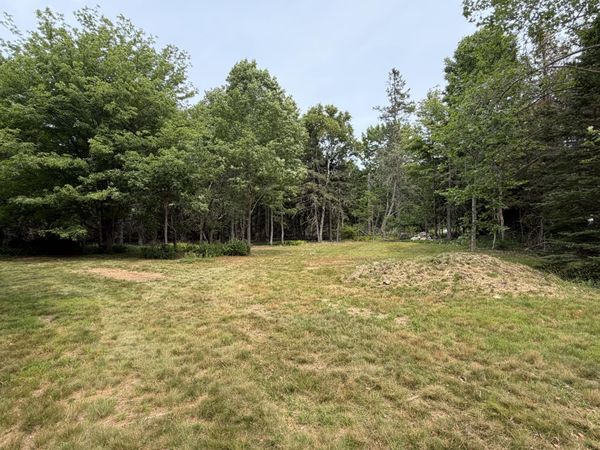 4 Mccauley Lane , Deer Isle, ME 04627