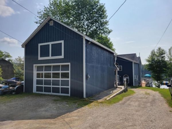 900 Brewer Lake Road , Orrington, ME 04474