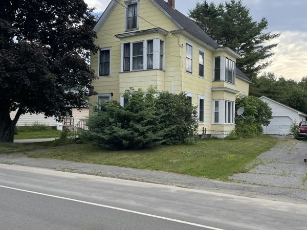 233 Madawaska Avenue , Pittsfield, ME 04967