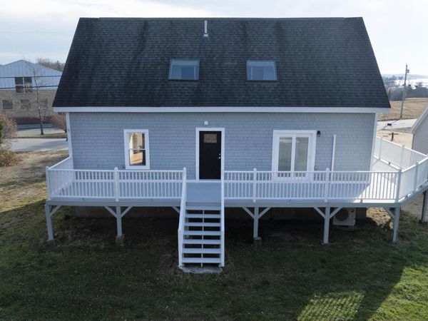 16-18 Ash Point Road , Harpswell, ME 04079