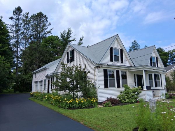 40 High Street , Paris, ME 04281