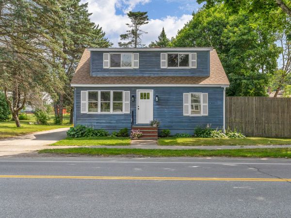 385 Essex Street , Bangor, ME 04401