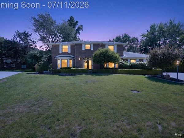 3115 Glengrove Drive, Rochester Hills, MI 48309