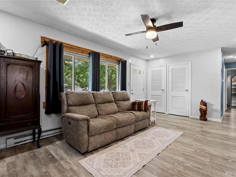 1093 Frost Circle Drive, Xenia, OH 45385 Photo 14