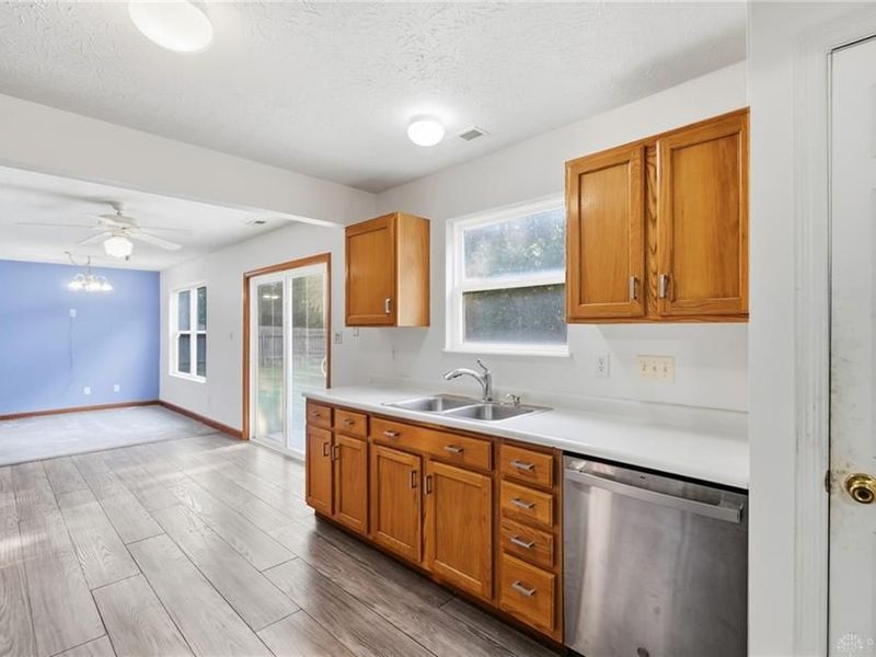 7418 Brookstone Drive, Franklin Township, OH 45005 Photo 19