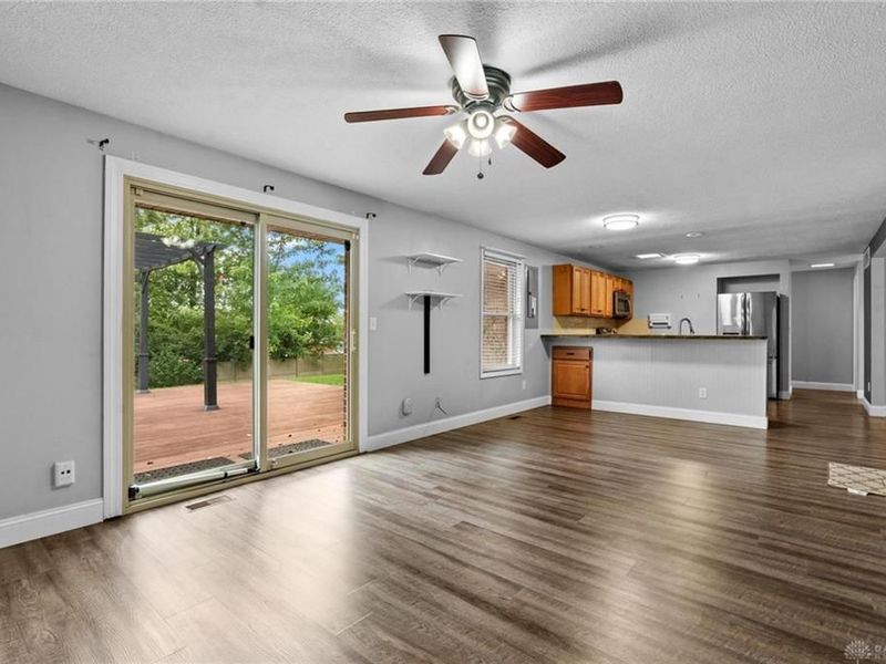 5469 Woodgate Drive, Huber Heights, OH 45424 Photo 21