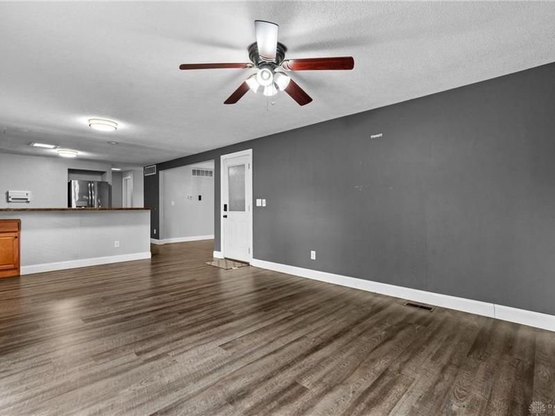 5469 Woodgate Drive, Huber Heights, OH 45424 Photo 22