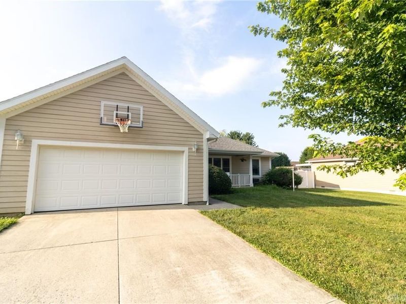 1285 Peggy Lane, Wilmington, OH 45177 Photo 2
