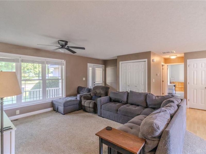 1285 Peggy Lane, Wilmington, OH 45177 Photo 6