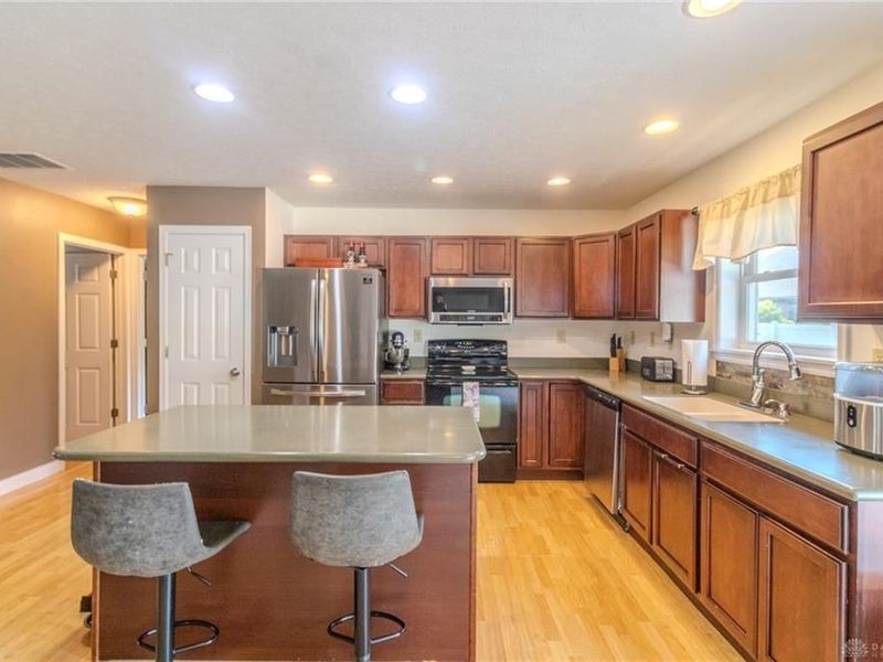 1285 Peggy Lane, Wilmington, OH 45177 Photo 9