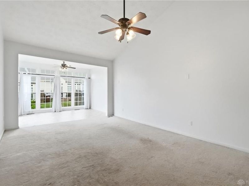 2241 Limestone Way, Miamisburg, OH 45342 Photo 12