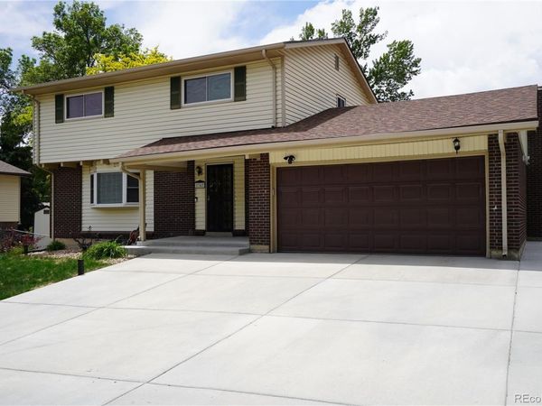 2747 S Quay Way, Denver, CO 80227