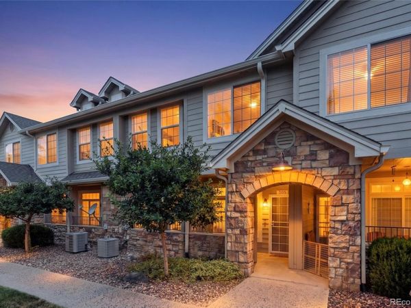 10050 E Gunnison Place, Unit 808, Aurora, CO 80247