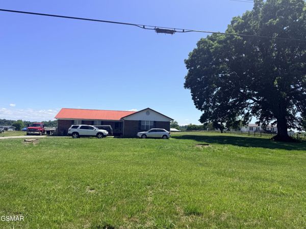 5752 Spencer Hale Road , Morristown, TN 37813