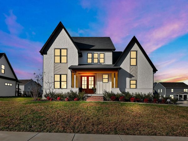 867 Shady Bluff Trl , Clarksville, TN 37043