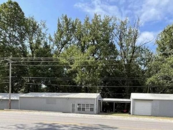 135 Dixon Springs Highway Highway, Carthage, TN 37030