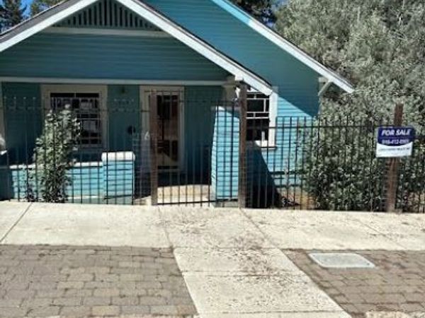 460 NEVADA Street, Portola, CA 96122