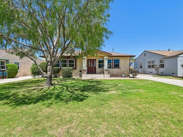 8121 Adoree, Downey, CA 90242