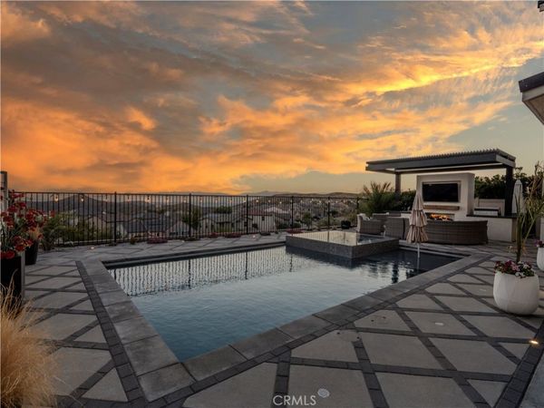 28629 Plume, Saugus, CA 91350