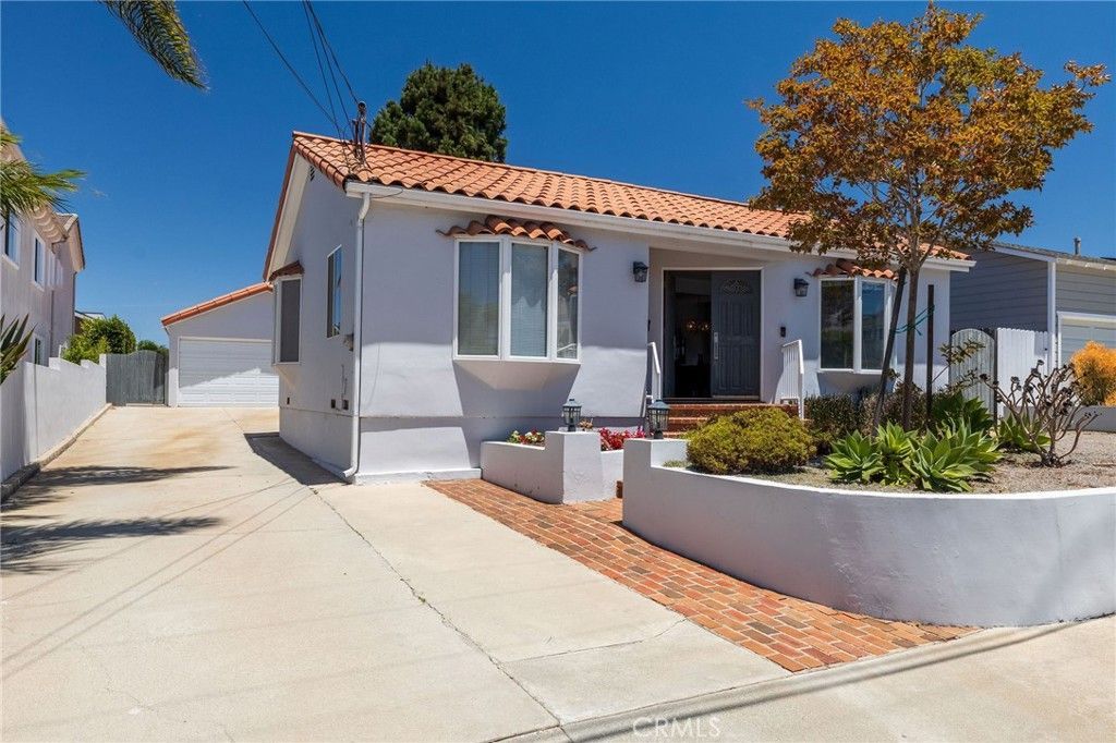 1813 5th Street, Manhattan Beach, CA 90266 Main Photo