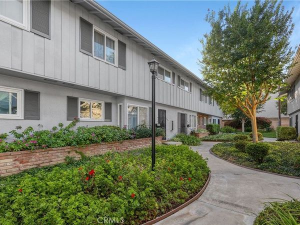 1111 E 1st, Tustin, CA 92780