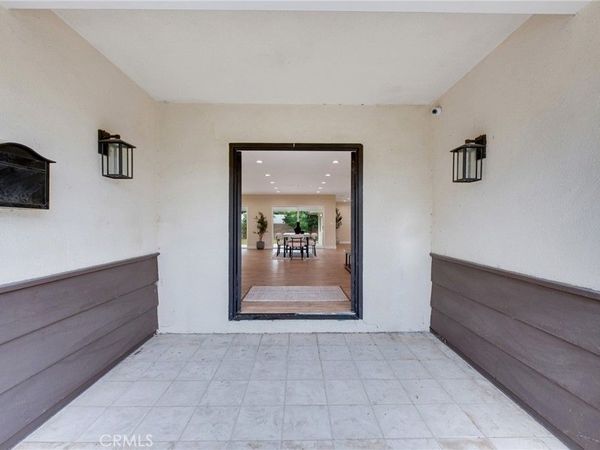 17633 Nordhoff Street, Northridge, CA 91325