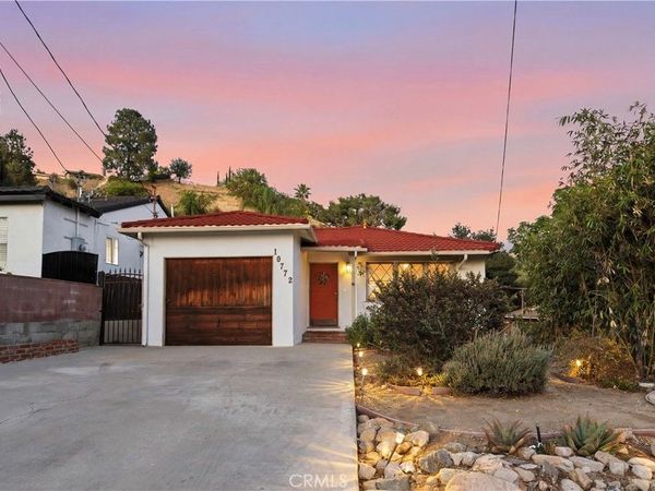 10772 Las Lunitas, Tujunga, CA 91042