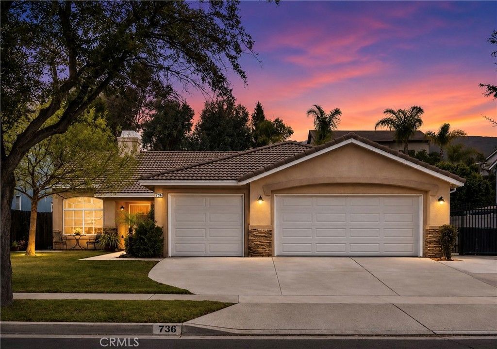 736 Donatello Dr, Corona, CA 92882 Main Photo