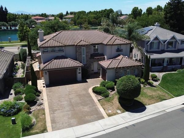 5548 Cortina Ln, Stockton, CA 95219