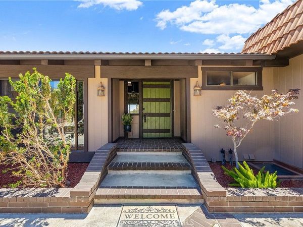 750 Stewart Canyon, Fallbrook, CA 92028