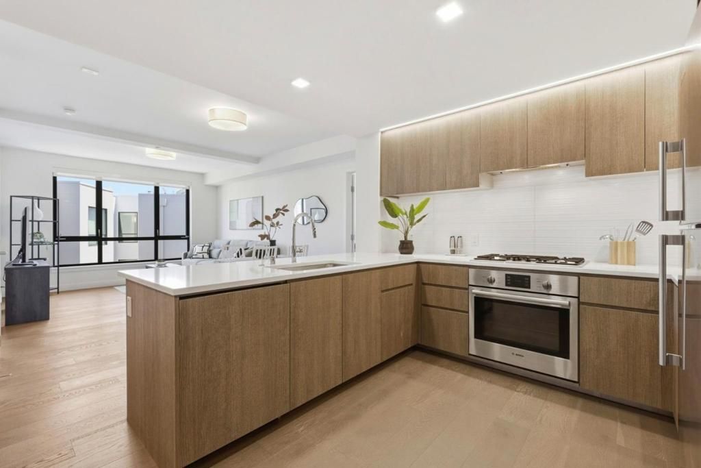 1300 22nd Street, Unit 413, San Francisco, CA 94107 Main Photo
