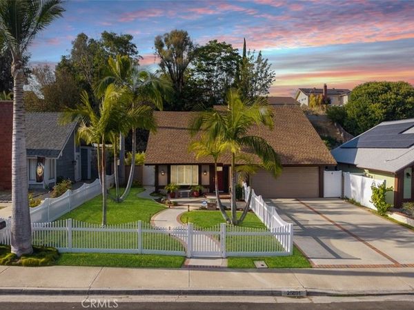 25891 Tree Top, Laguna Hills, CA 92653
