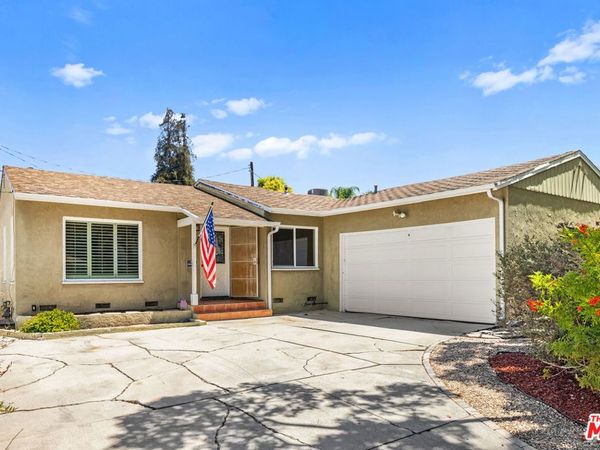 5849 W 76th Street, Los Angeles, CA 90045