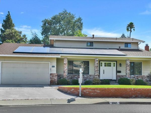 2065 Gill Port Ln, Walnut Creek, CA 94598