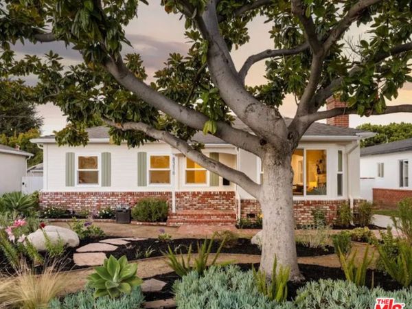 8316 Westlawn Avenue, Los Angeles, CA 90045