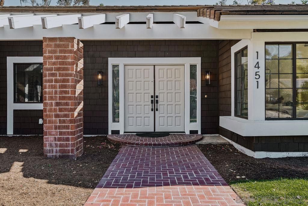 1451 Ventana Dr, Escondido, CA 92029 Main Photo