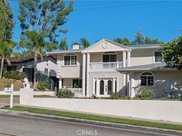 22534 Liberty Bell Road, Calabasas, CA 91302