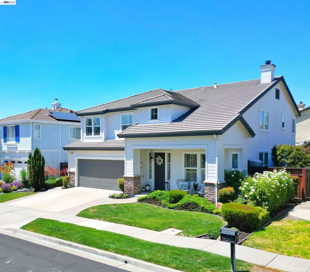 5305 Asterwood Dr, Dublin, CA 94568 Main Photo