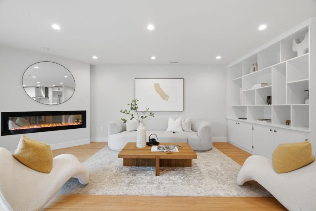 998 Burnett Avenue, San Francisco, CA 94131 Main Photo