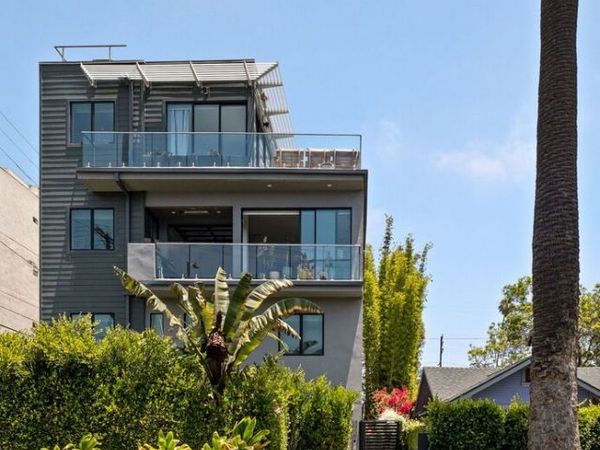 2414 Penmar Avenue, Venice, CA 90291