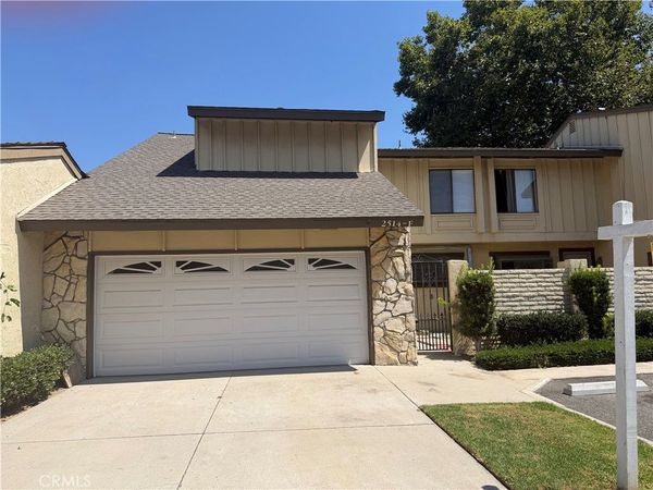 2514 N Tustin Avenue, Unit F, Santa Ana, CA 92705