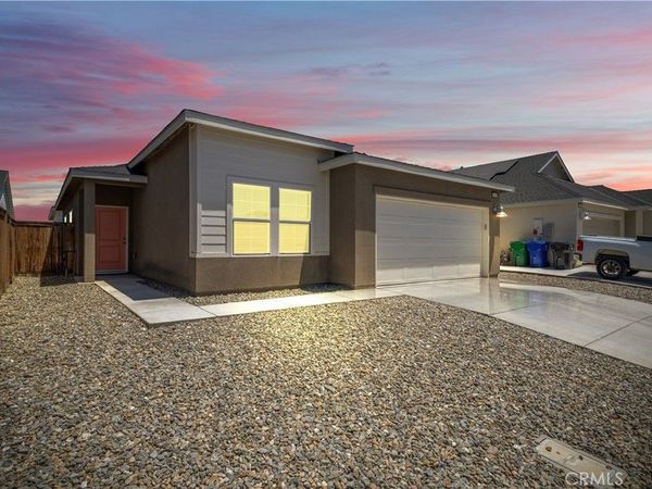 9626 Greenwood Glen, Shafter, CA 93263
