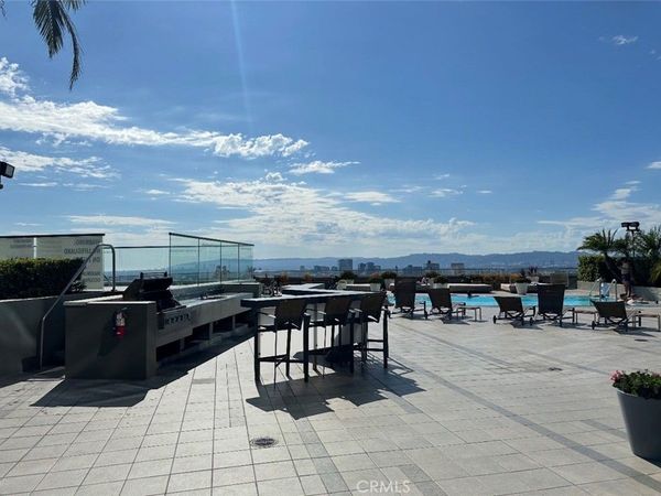 1100 Wilshire Boulevard, Unit 2601, Los Angeles, CA 90017