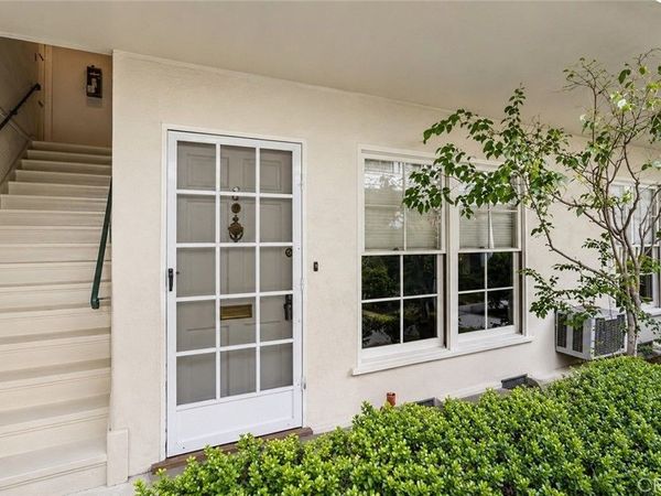 1122 N Louise Street, Unit E, Glendale, CA 91207