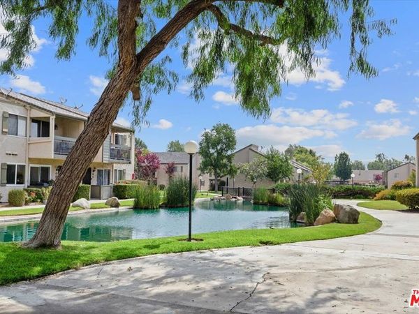 25746 Player Drive, Unit Q4, Santa Clarita, CA 91355